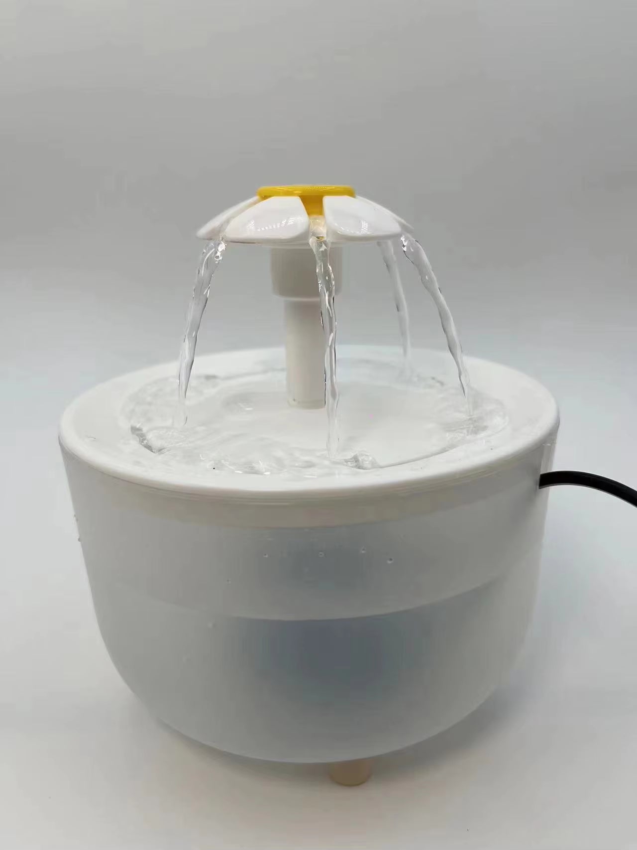 Filtered Electric Cat Water Fountain - 1200ml Quiet Recirculating Dispenser